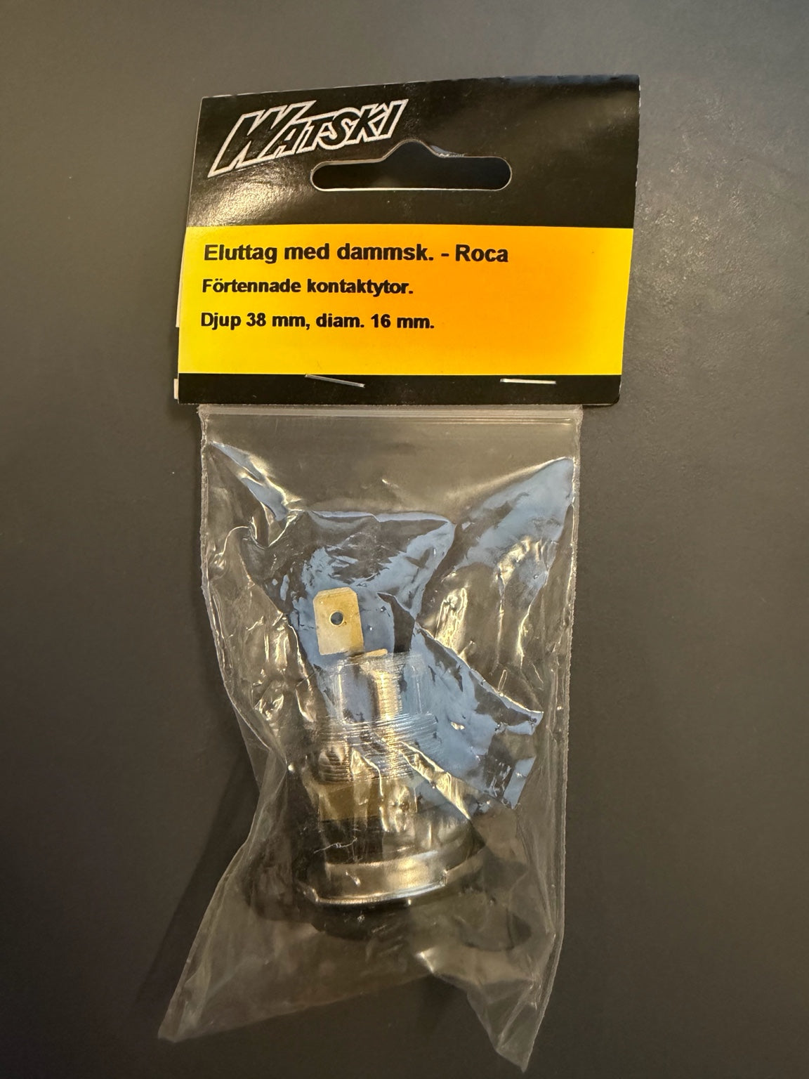 Eluttag med Dammskydd Ø16 mm