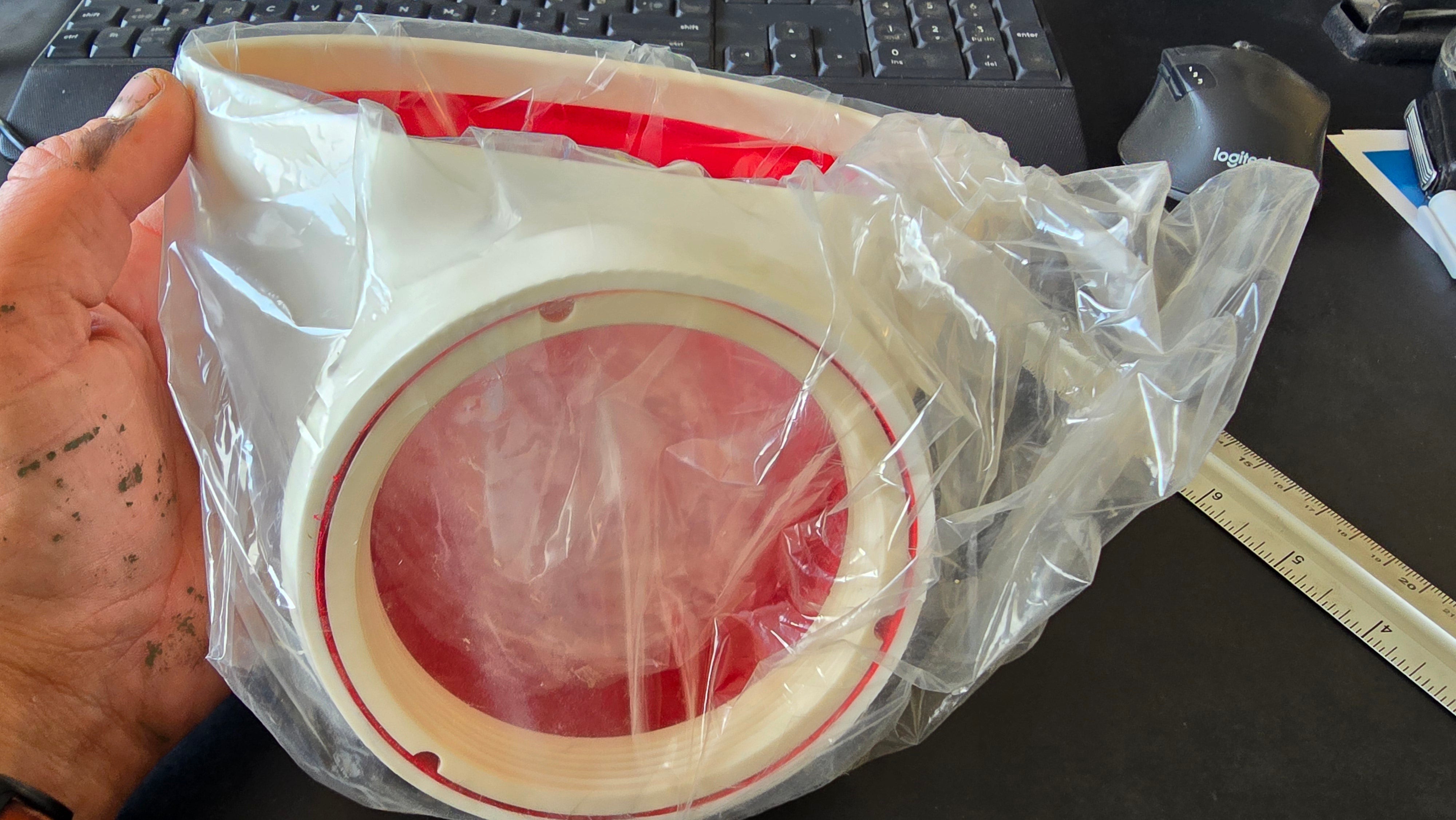 OUTLET: Dorade ventilator PVC Ø100 H130 – uden dæksring og skruelåg