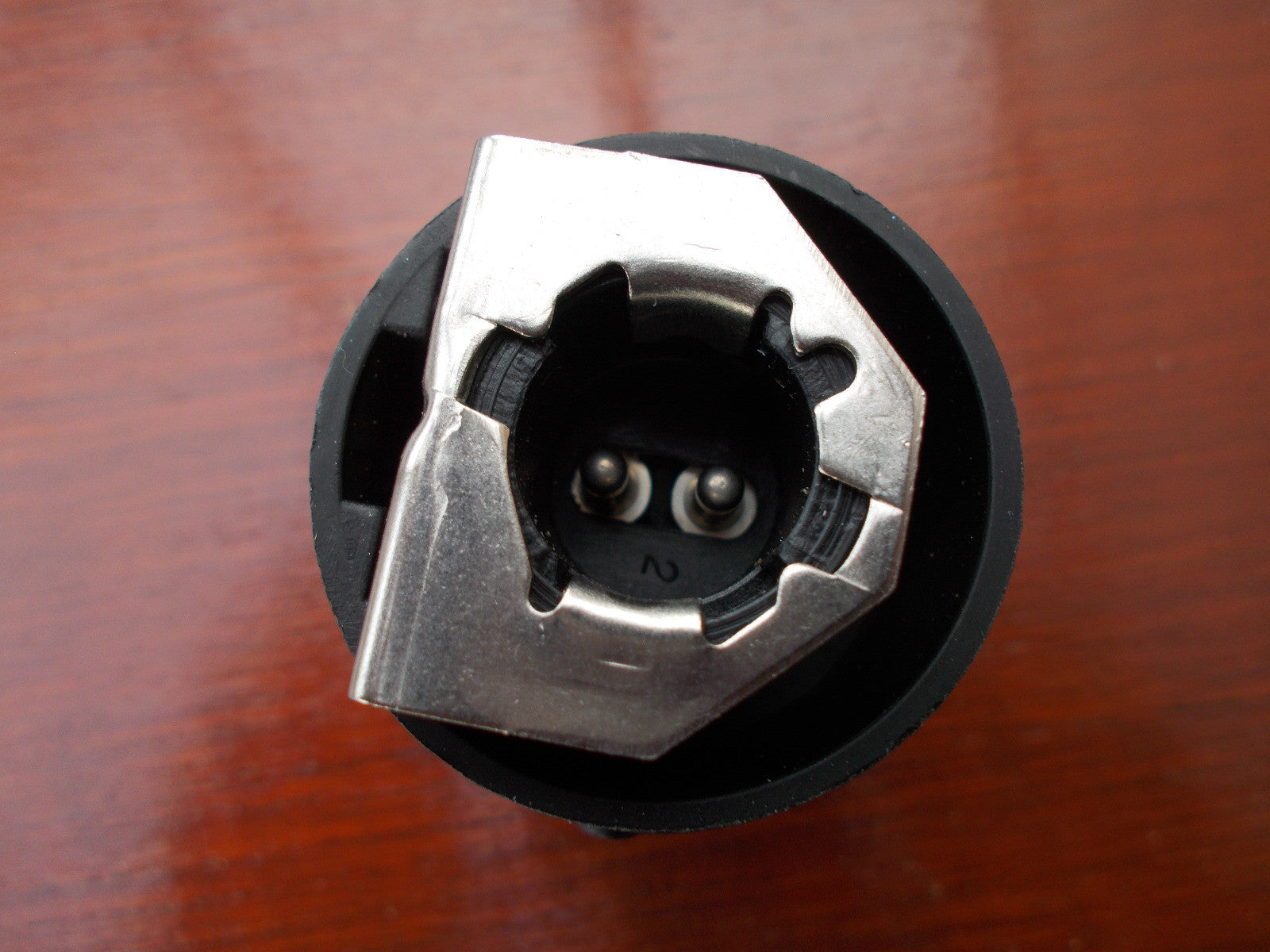 Hella Marine 9FT 119429-001 – Lampenträger 2386 (Lampeholder)