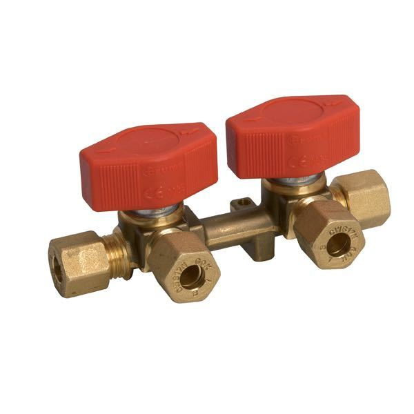 Gas tap double with 8mm pipe connection blister