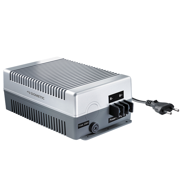 Dometic IU 812 IUOU Ladegerät 12V Nass-, Gel- und AGM-Batterie