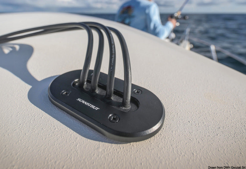 Scanstrut Low Profile kabelgennemføring i 316 rustfrit stål til kabel Ø4–9 mm