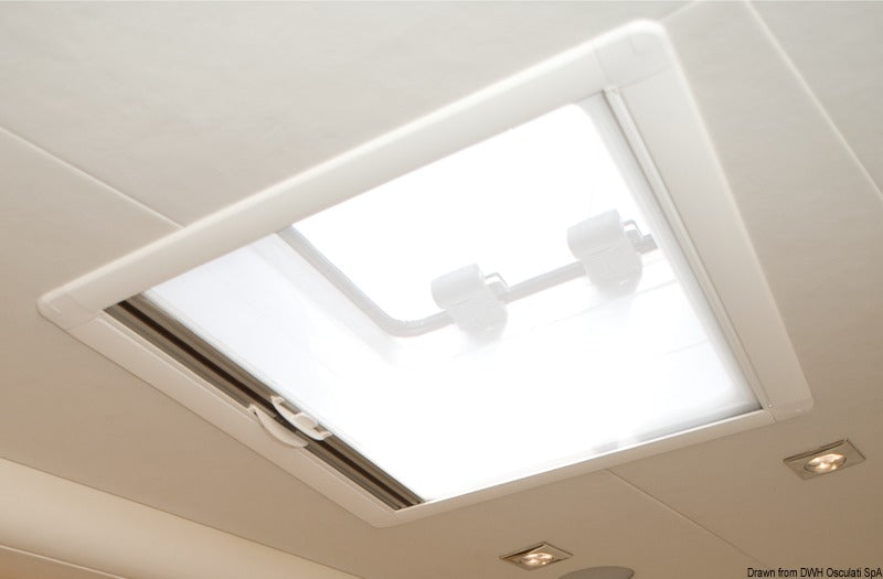 Dometic Oceanair Skyscreen Recessed mørklægningsrullegardin og insektnet til Lewmar 40