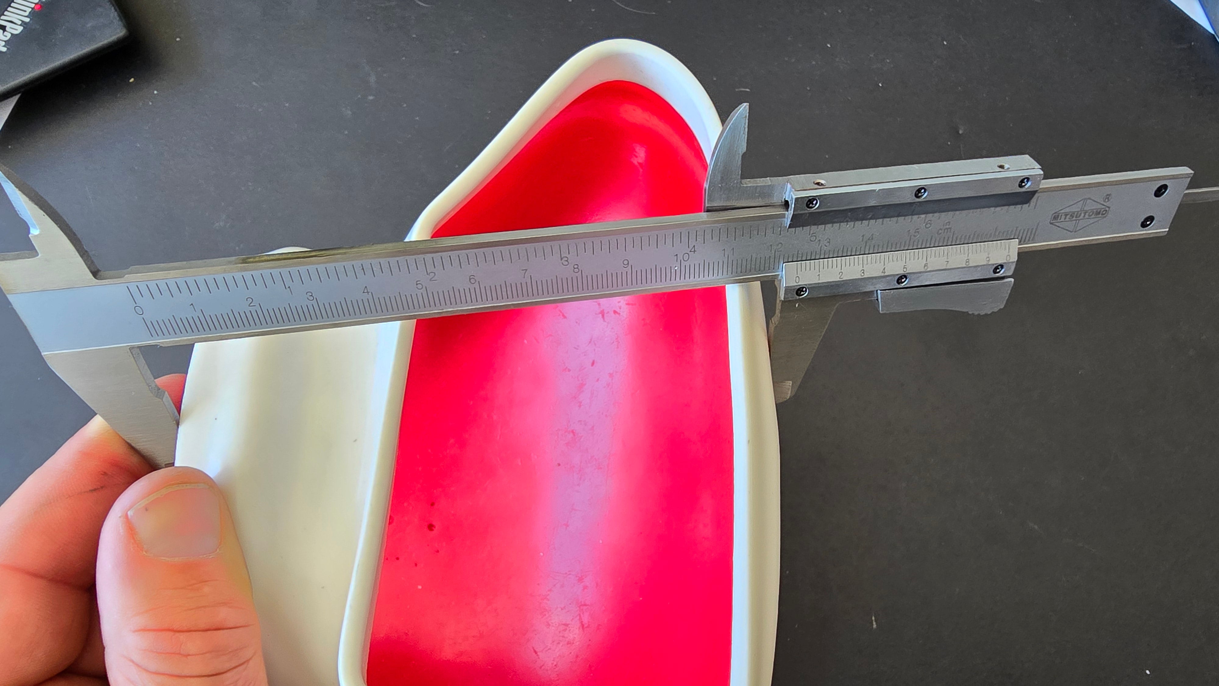OUTLET: Plastimo Dorade ventil Ø 105 mm – rød