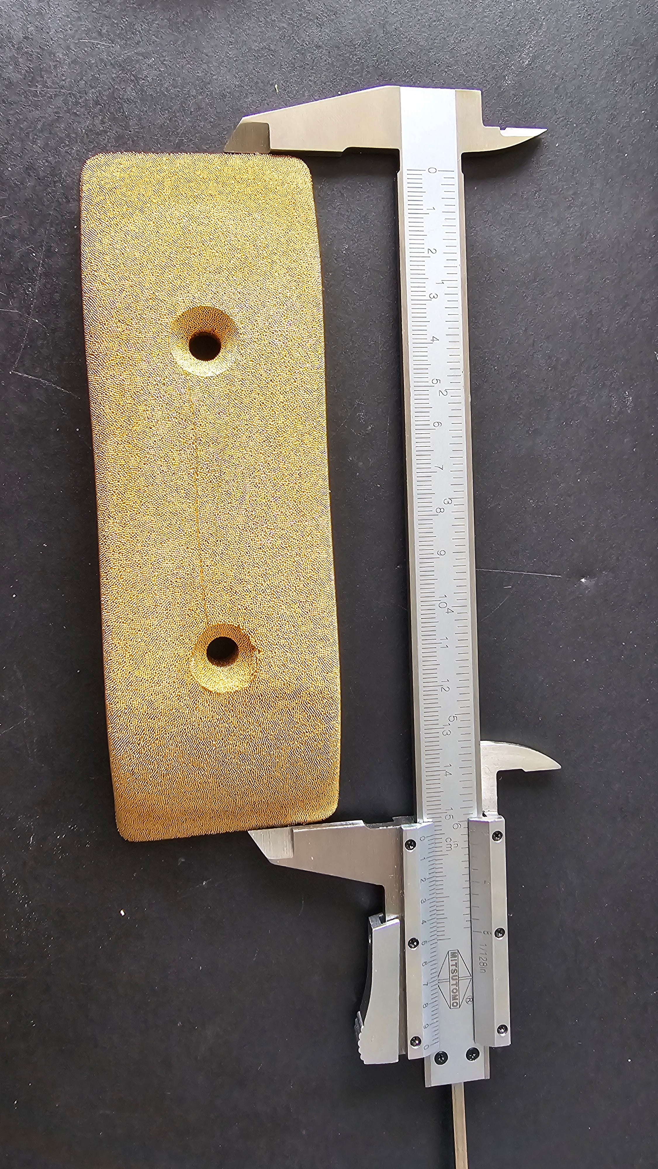 OUTLET: S.A.S jordplade – sintret bronze 155 x 55 x 13 mm
