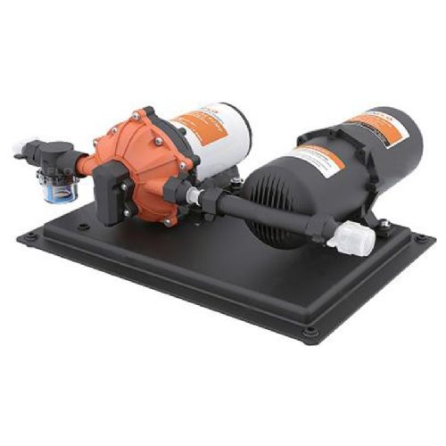 Seaflo Pressurized water system w/1.0 ltr accumulator tank 