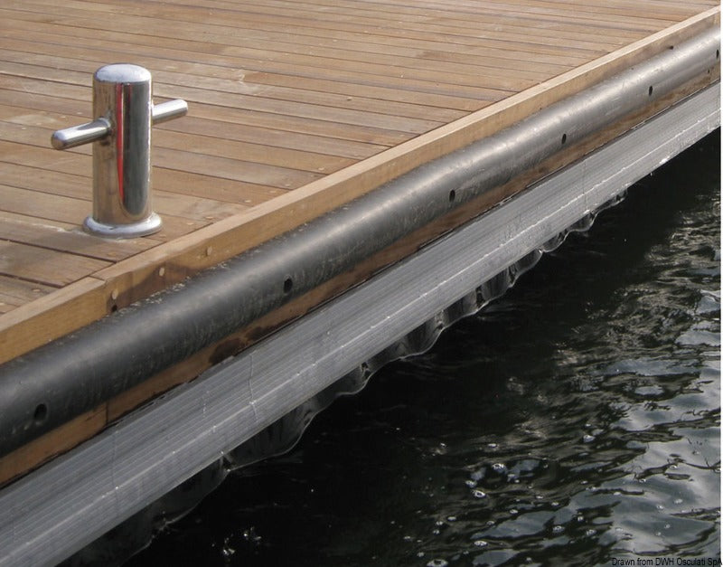 Fleksibelt PVC-fenderprofil til pontoner, kajer og fortøjningspæle – sort, 70 × 70 mm, 2 m