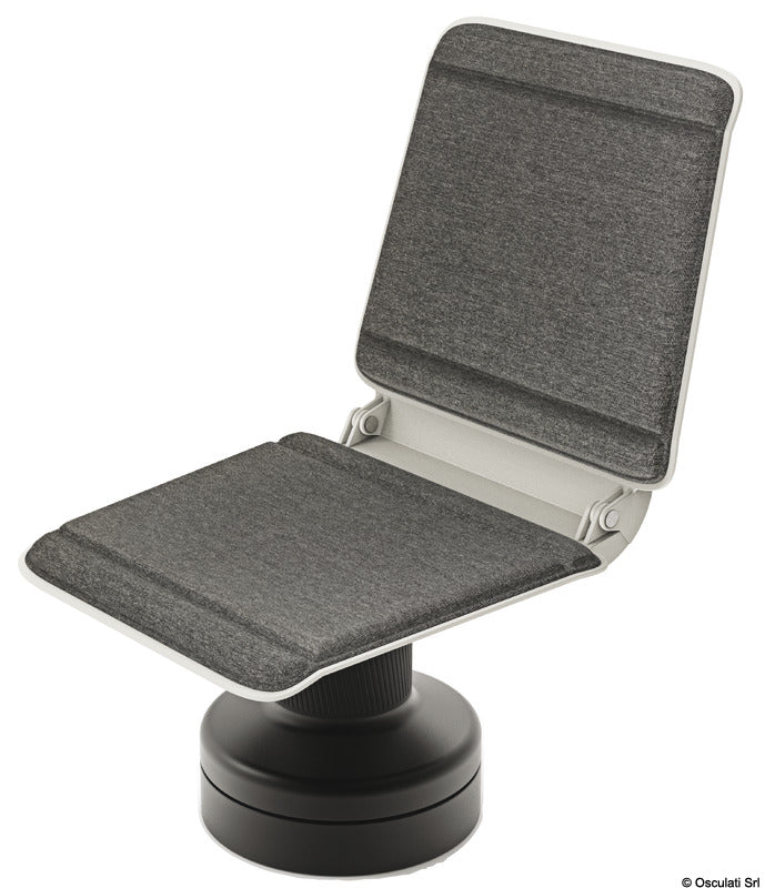 Stol til spil eller skødespil på båden fra Tides