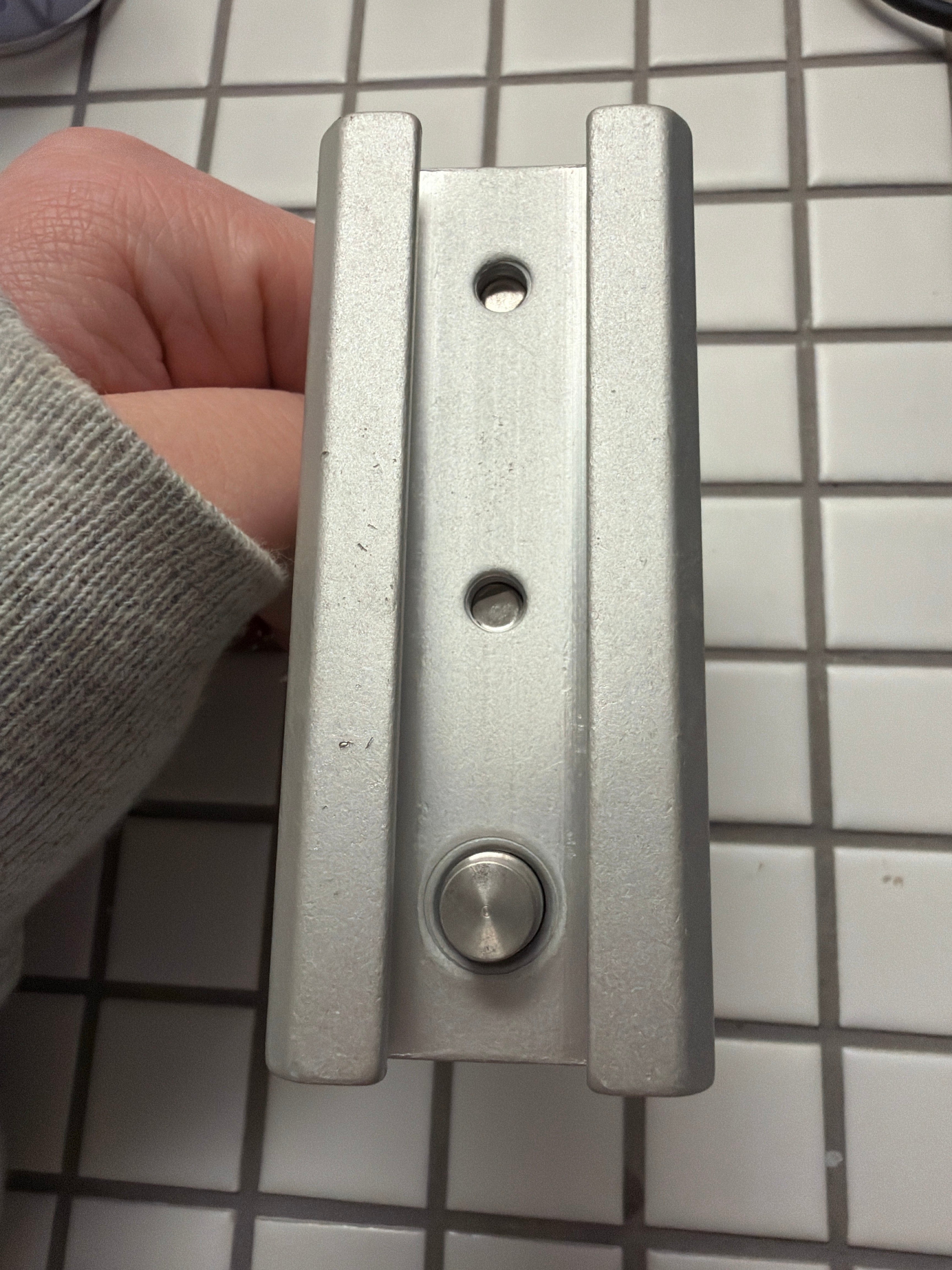 Rustfri lineklemme til båd – kraftig tovlås i aluminium og stål