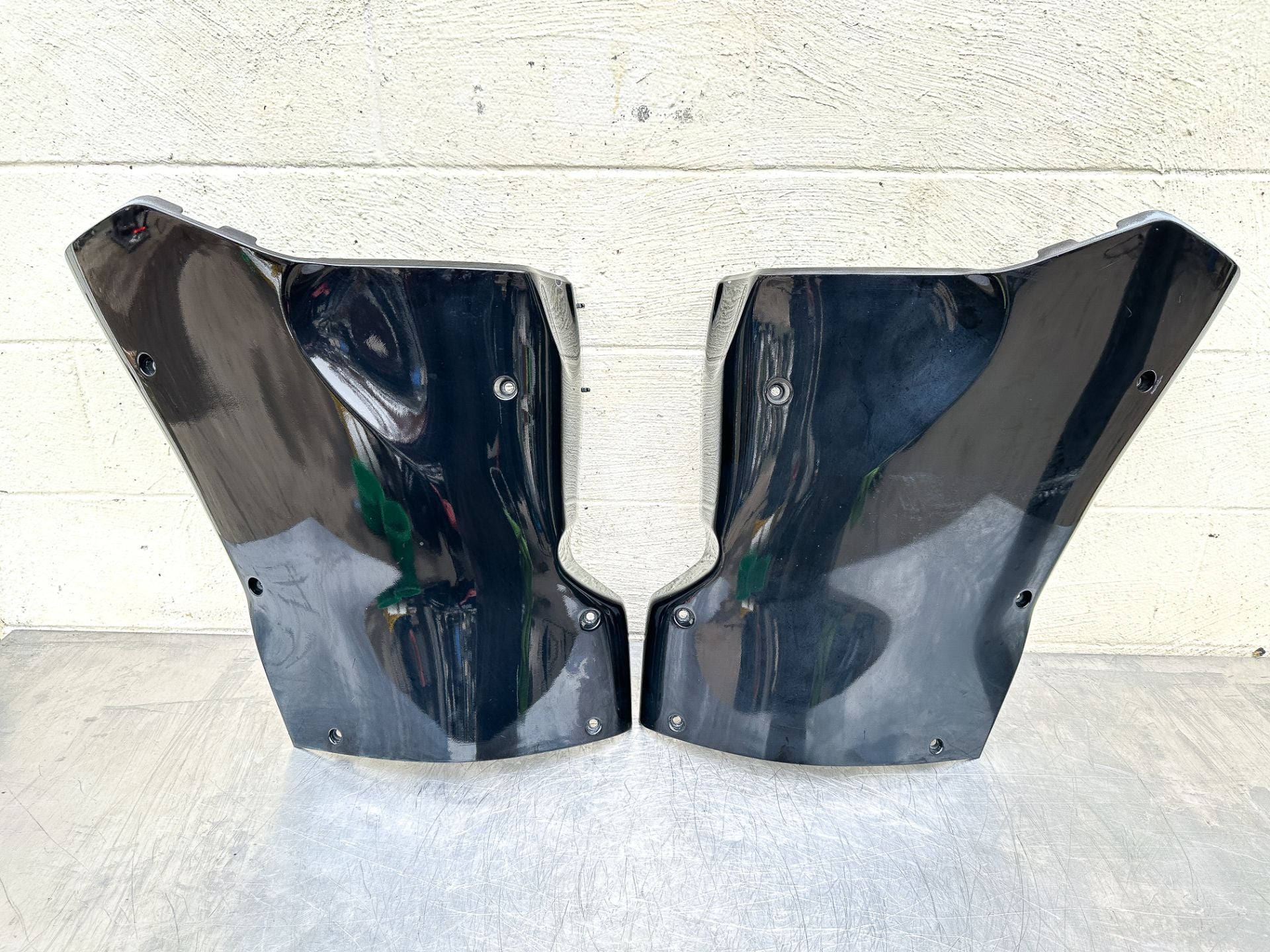 Mercury Marine nedre kåbepanelsæt i sort til Verado 6-cylindret X-Long og XX-Long
