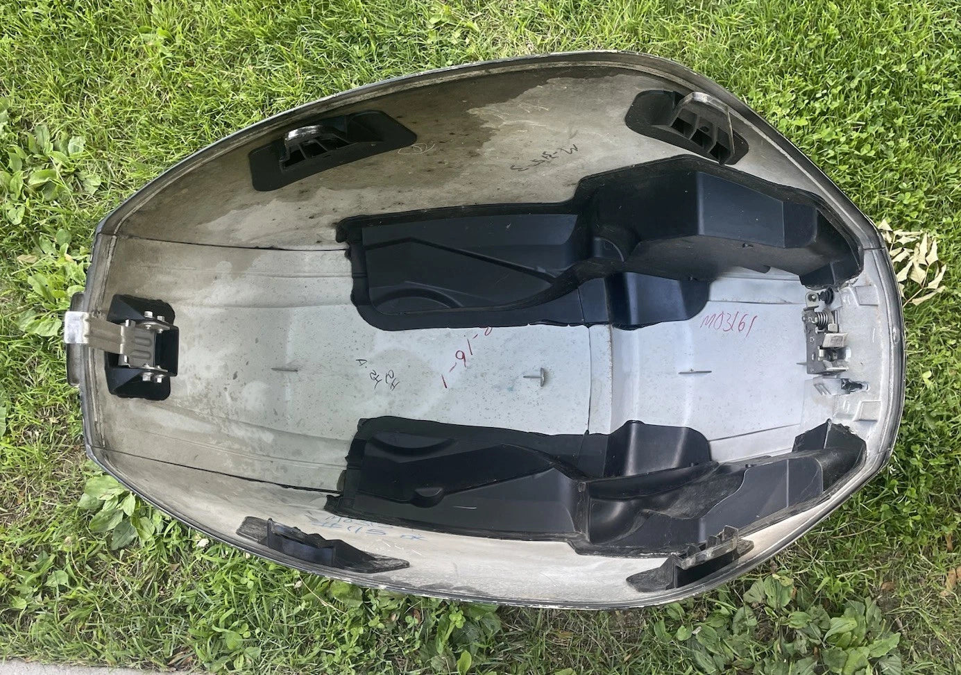 Mercury Marine SeaPro topmotorkappe 100-8M0096296 i blank Phantom Black